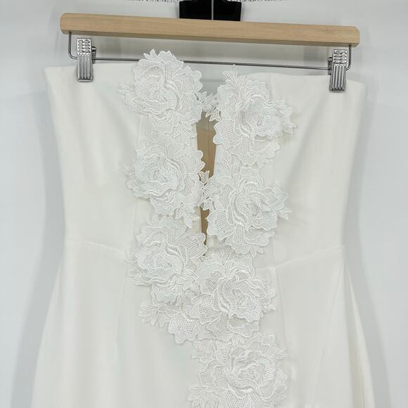 Elegant White Strapless Maxi Dress - Picture 6 of 16